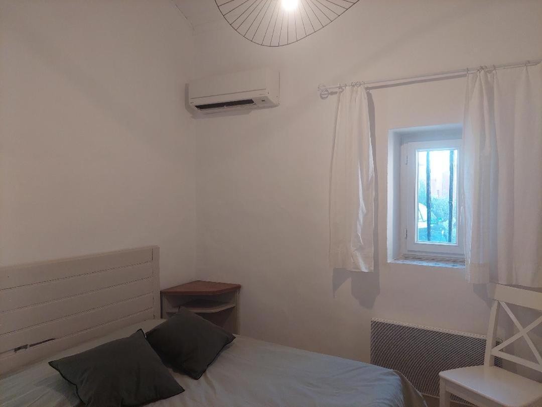Le Petit Mas Des Alpilles En Provence Villa Saint-Étienne-du-Grès Eksteriør billede